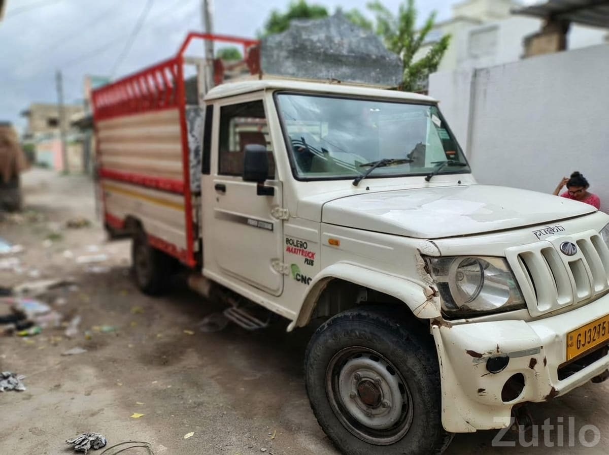 Mahindra Bolero CNG Cargo Truck - કાર - રાજકોટ શહેર - Image 3