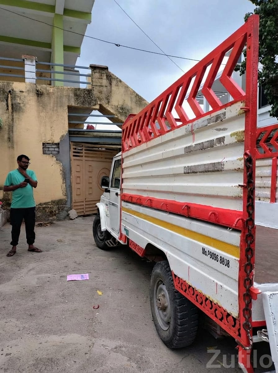 Mahindra Bolero CNG Cargo Truck - કાર - રાજકોટ શહેર - Image 4