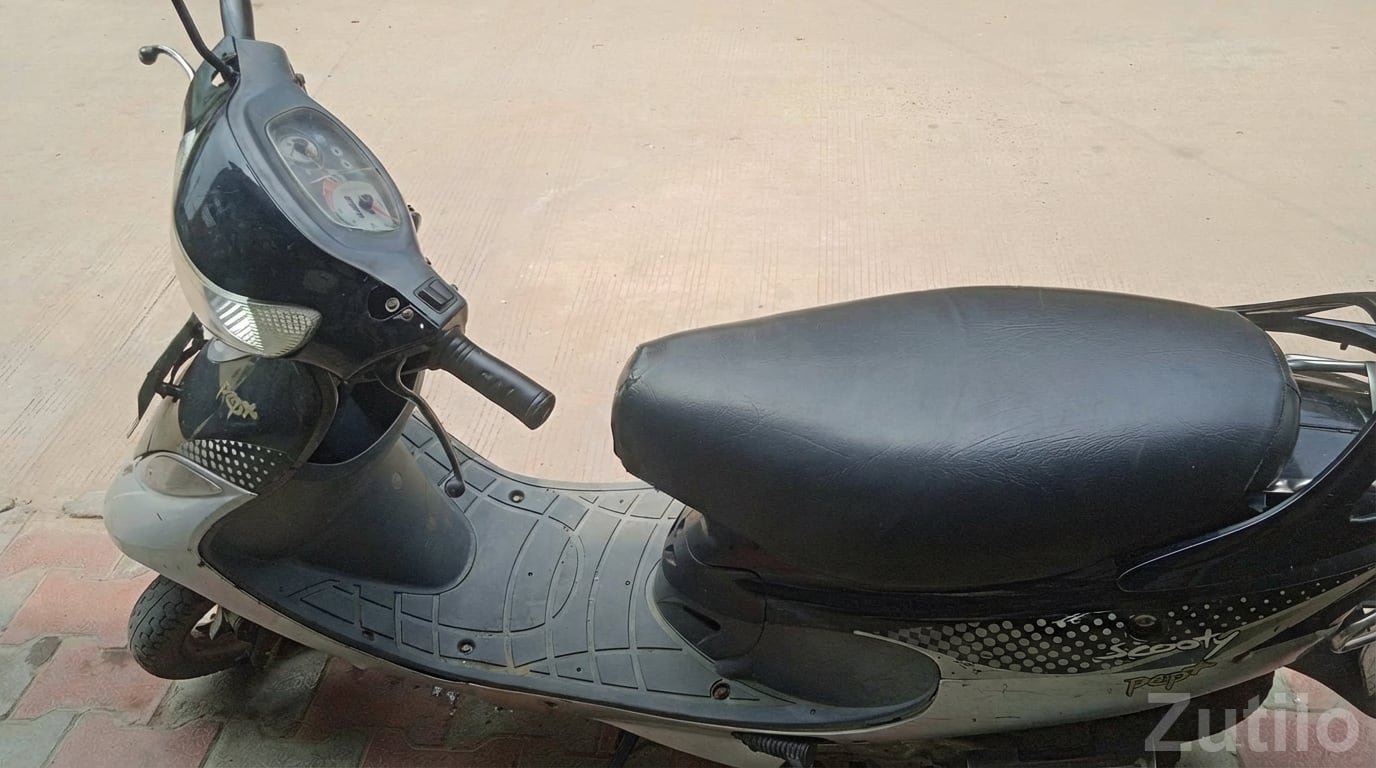 TVS Scooty Pep Silver Black Scooter - બાઇક્સ - અમદાવાદ શહેર - Image 2