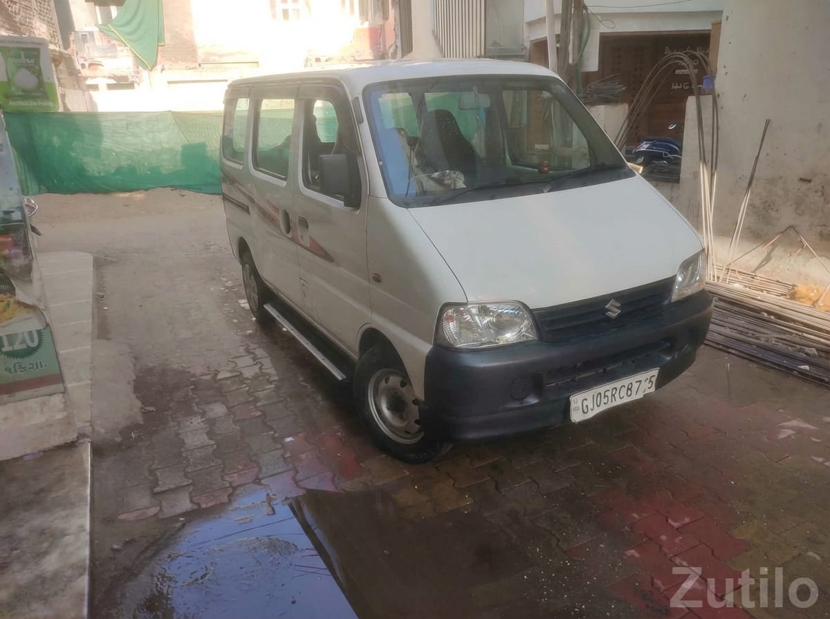 Maruti Suzuki Eeco 5 Seater White Van - કાર - સુરત શહેર - Image 3