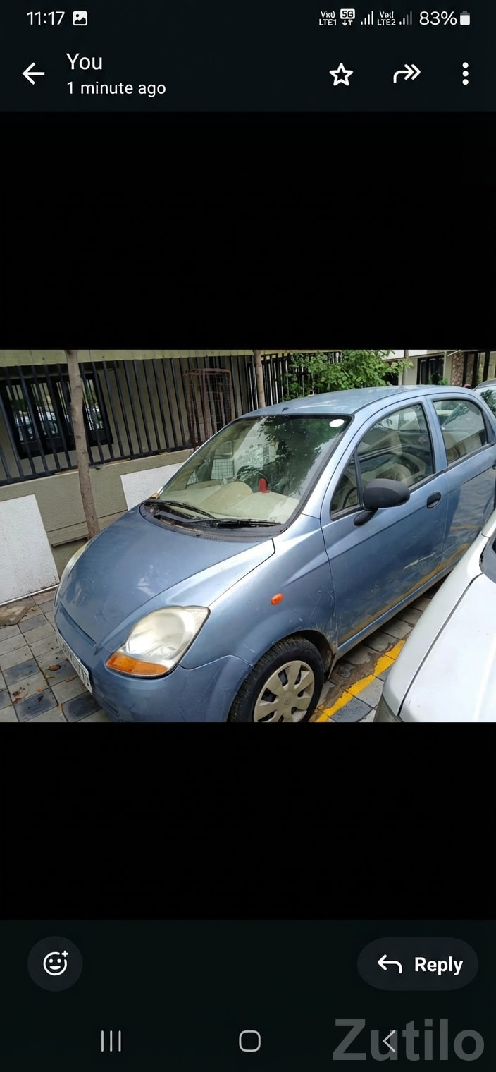 Blue Chevrolet Spark Used Hatchback Car - કાર - અમદાવાદ શહેર - Image 2