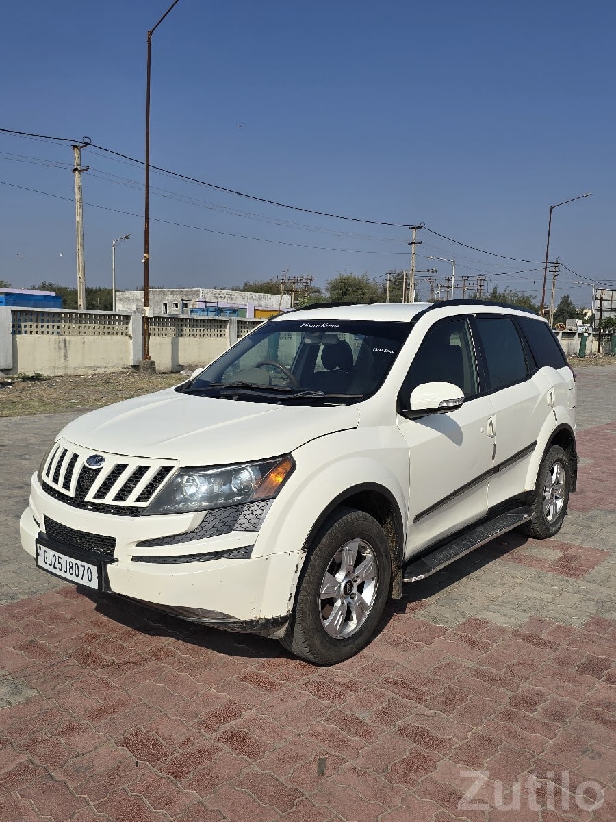 Mahindra XUV500 W8 2012 White SUV - Cars - Bhanvad - Image 2