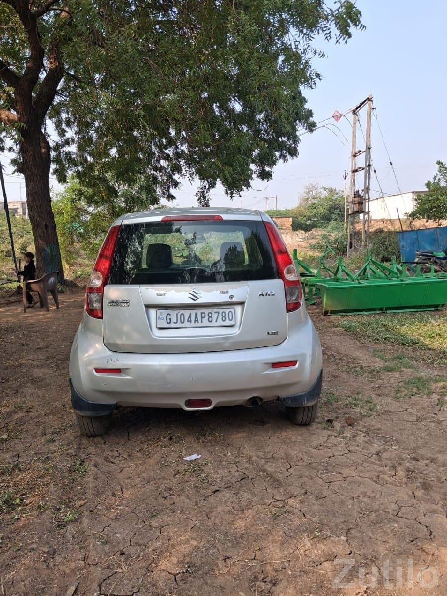 Maruti Ritz Silver Hatchback Car - કાર - તાળાજા - Image 2