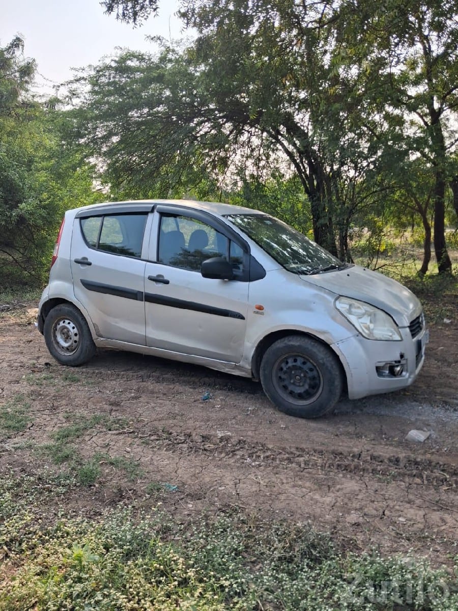 Maruti Ritz Silver Hatchback Car - કાર - તાળાજા - Image 3