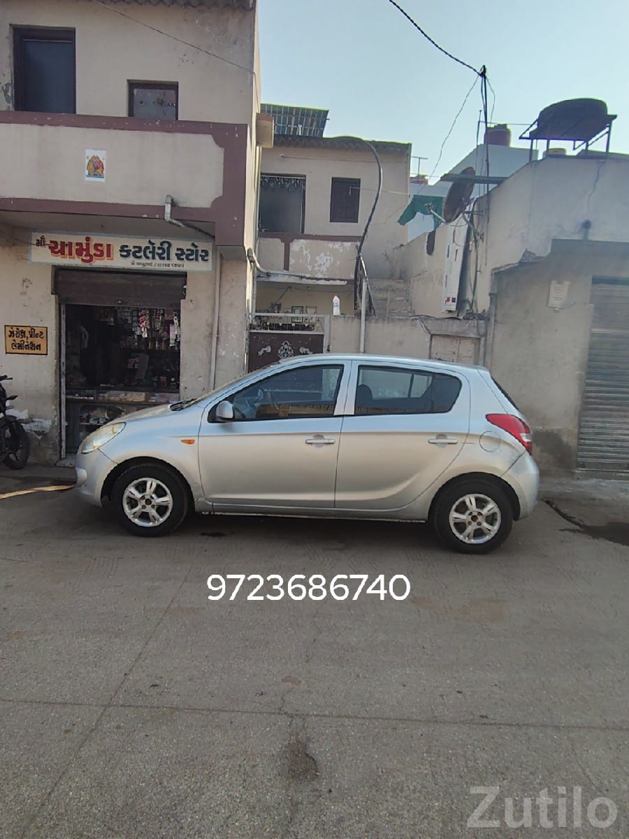 Hyundai i20 Silver Hatchback Car - કાર - જામજોધપુર - Image 3