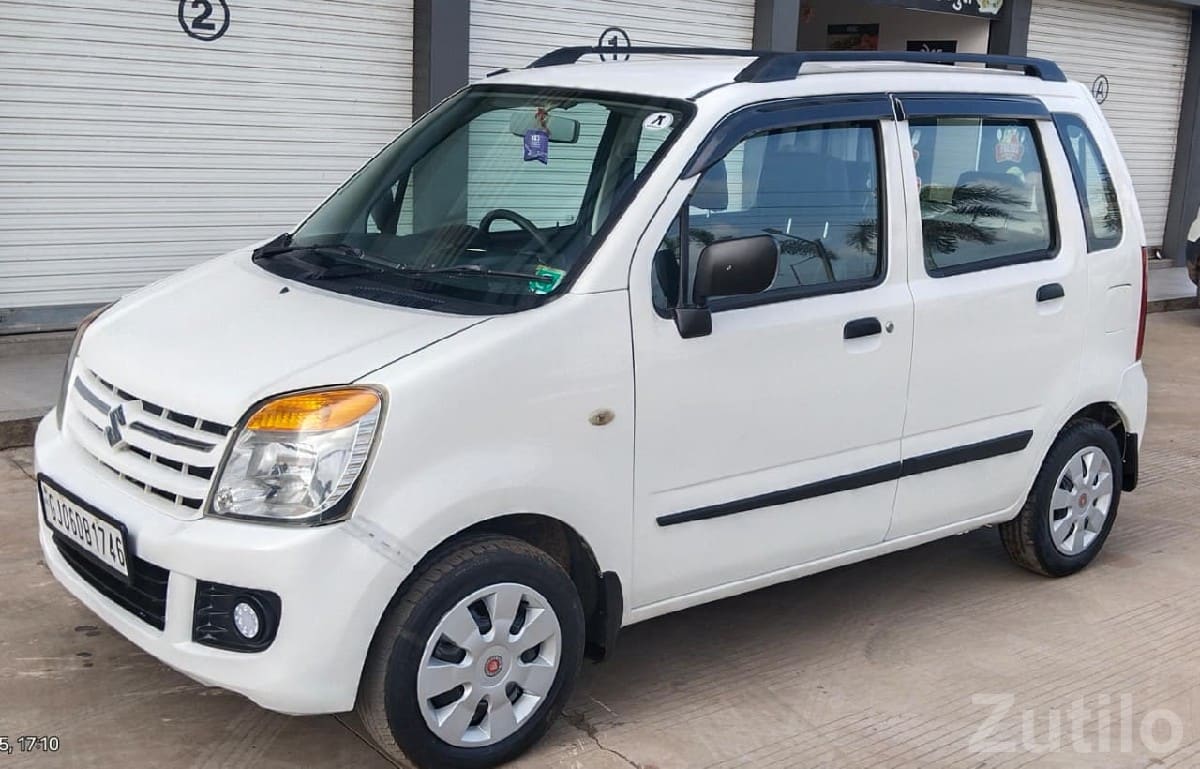 Maruti WagonR White – Neat Family Car - કાર - ગોંડલ - Image 2
