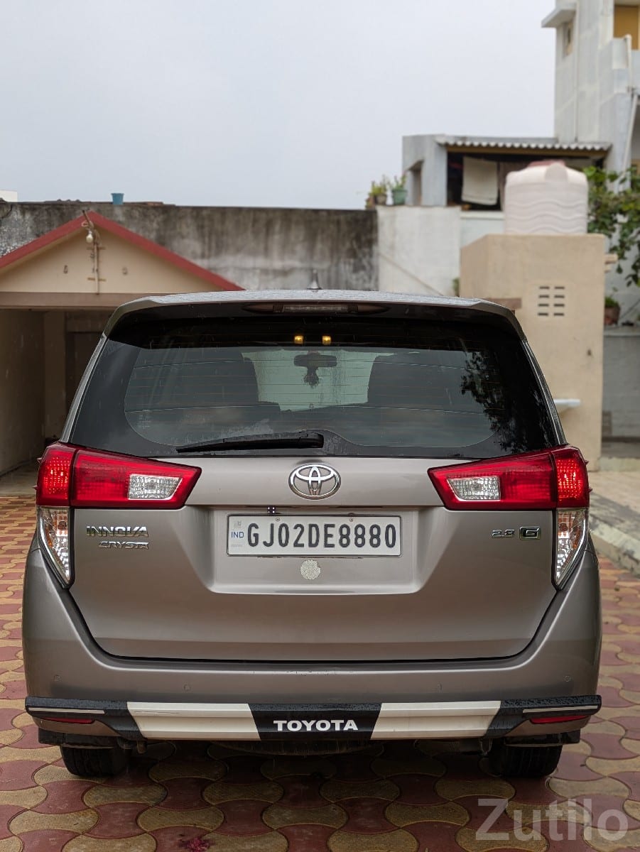 Toyota Innova Crysta 2019 Diesel MPV - કાર - ભાણવ - Image 2