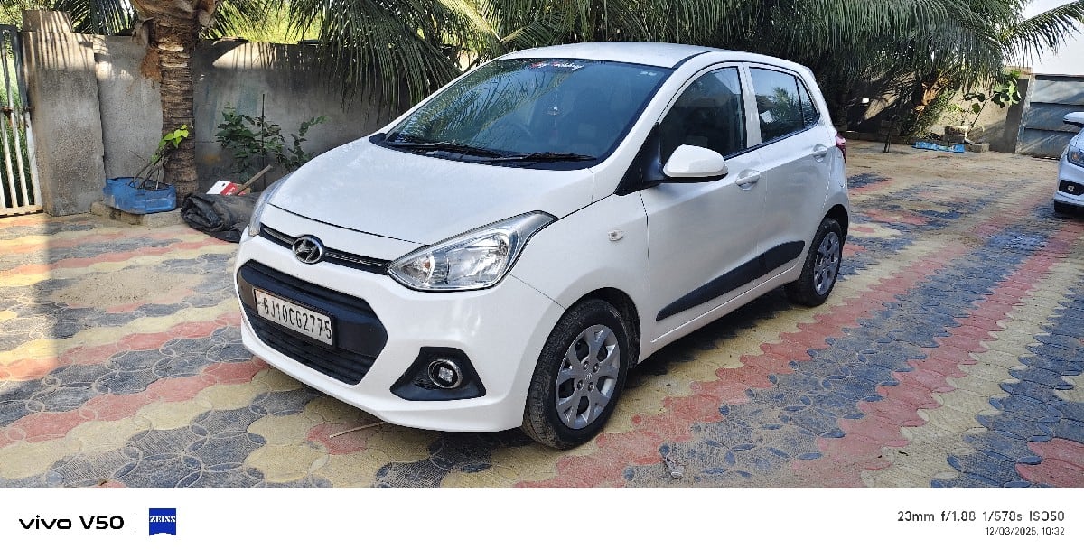 Hyundai i10 White Well-Maintained Car - Cars - Bhanvad - Image 2