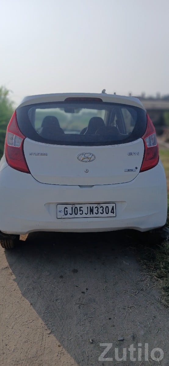 Hyundai Eon Magna+ 2015 White Hatchback - Cars - Mendarda - Image 3
