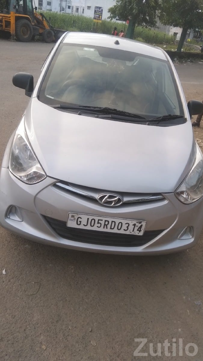 Silver Compact Hatchback Car for Sale - કાર - ભાણવ - Image 3
