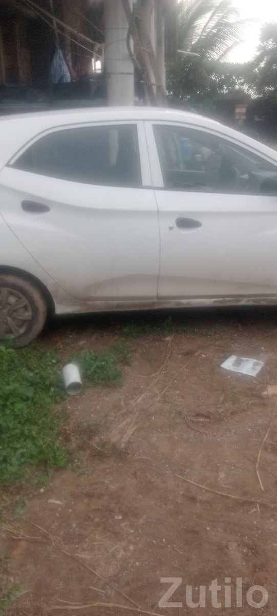 Hyundai Eon White Used Car for Sale - Cars - Manavadar - Image 3