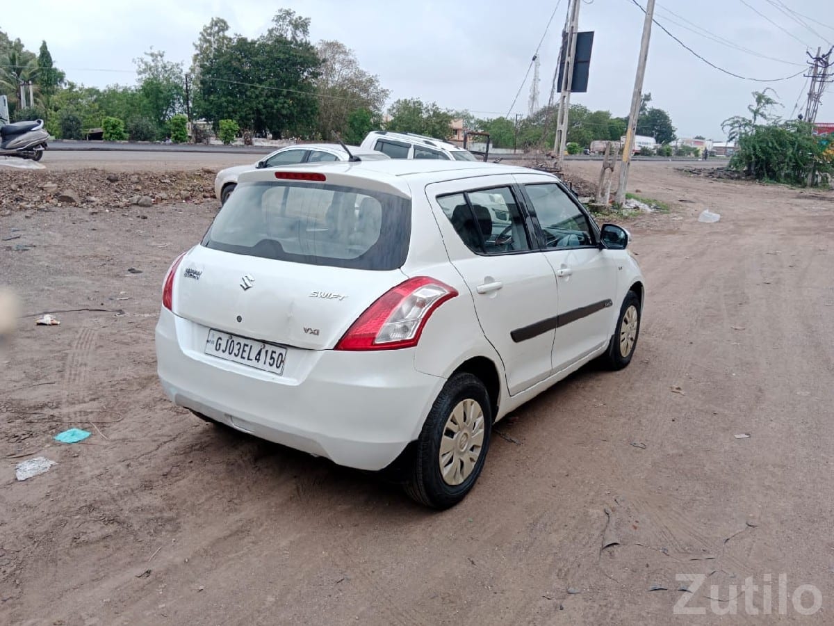 White Maruti Swift VDI Diesel Hatchback - કાર - ગોંડલ - Image 3