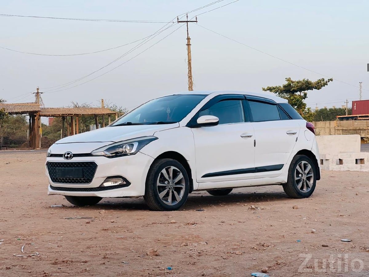 Hyundai i20 Asta Diesel White Hatchback