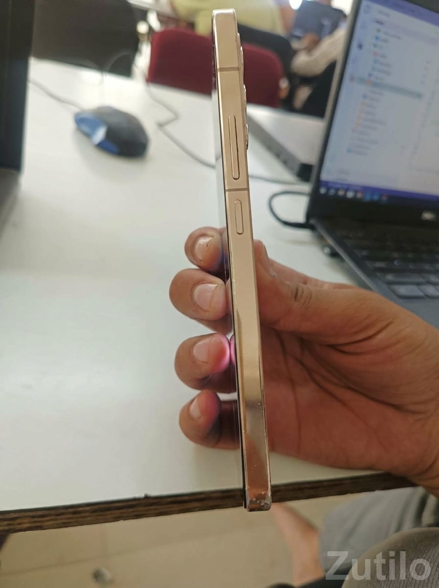 Vivo V23 5G Slim Gold Smartphone - Mobile Phones - Kalol - Image 2