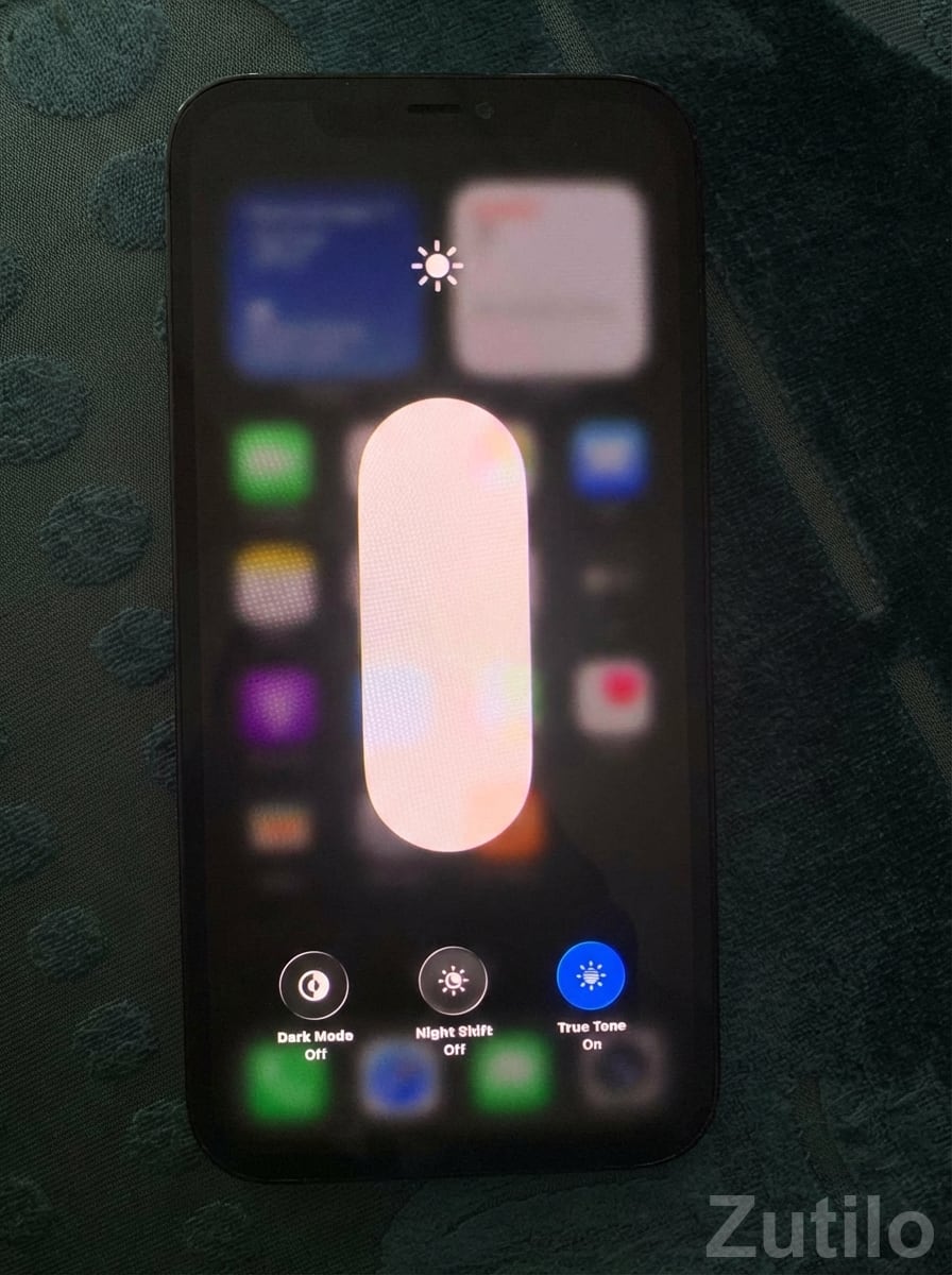 iPhone 12 Pro Max Graphite with Box - મોબાઇલ ફોન - અમદાવાદ શહેર - Image 3