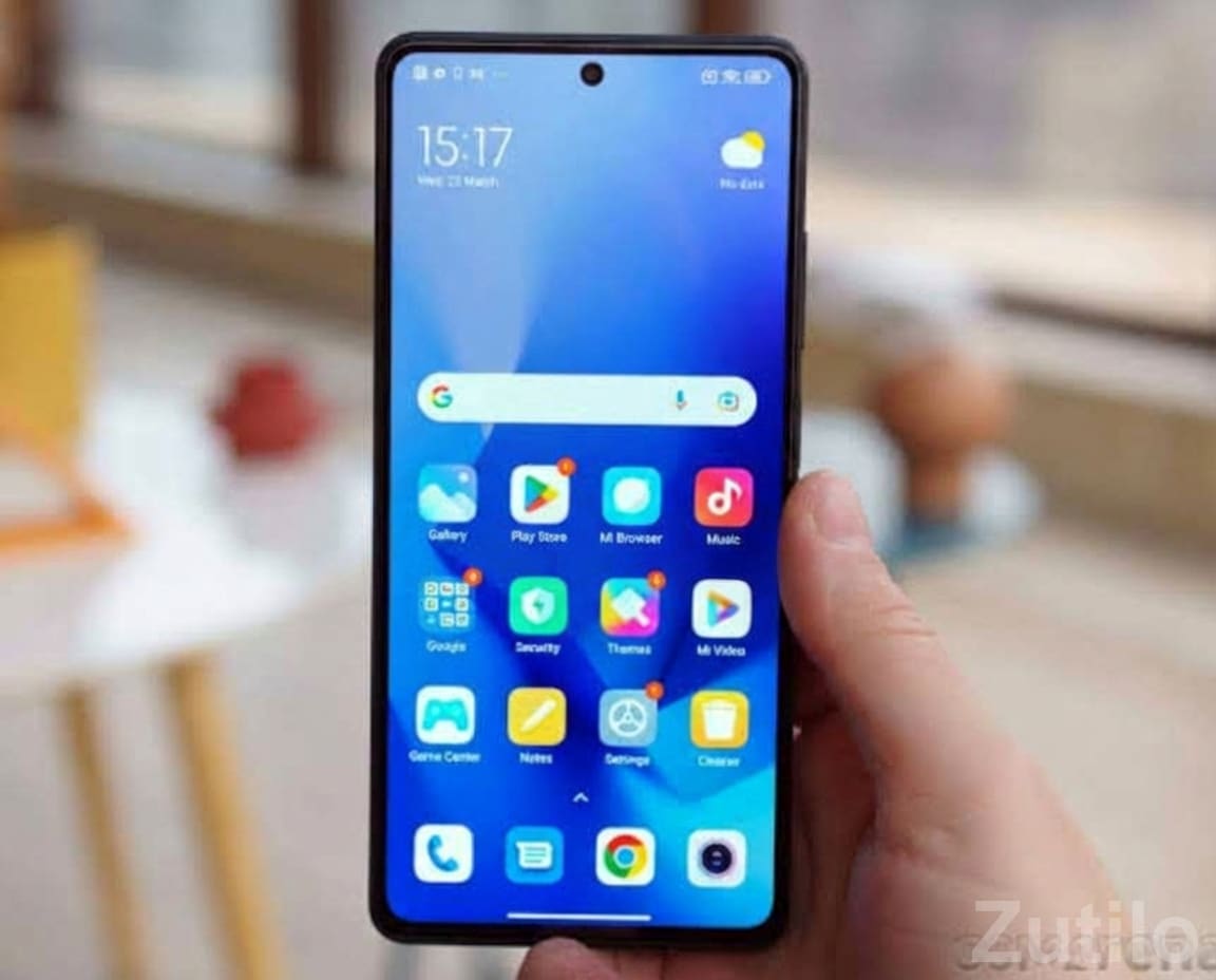 Redmi Blue Gradient Phone – Like New - Mobile Phones - Junagadh City - Image 4