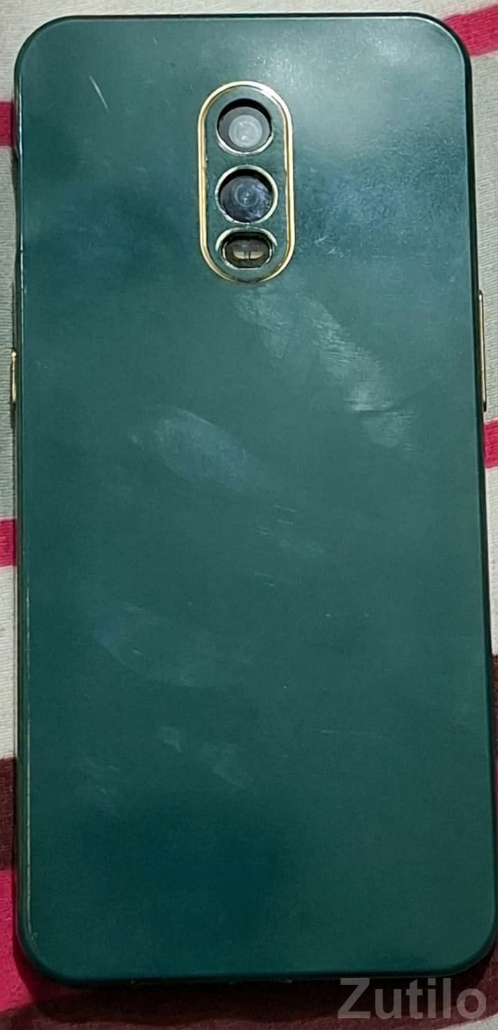 OnePlus 6T with Green Back Cover