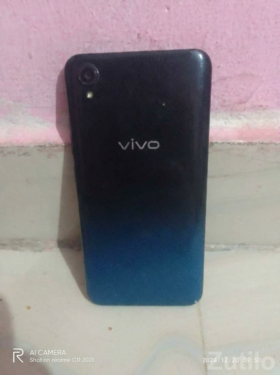 Vivo Blue Gradient Smartphone - Mobile Phones - Ahmedabad City - Image 2