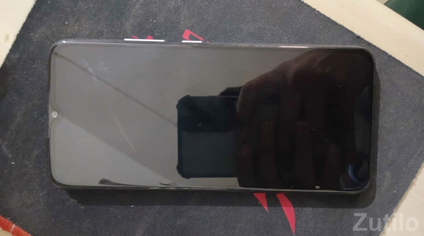 Realme Narzo 20 4GB 64GB Glory Silver Phone - મોબાઇલ ફોન - જામજોધપુર - Image 3