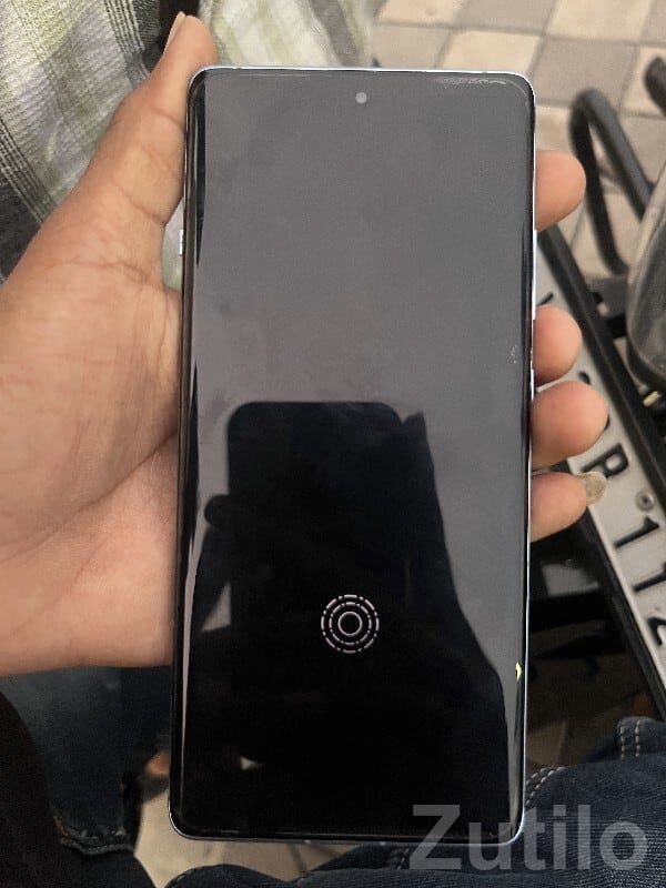 Sleek Blue 5G Android Smartphone - મોબાઇલ ફોન - રાજકોટ શહેર - Image 3