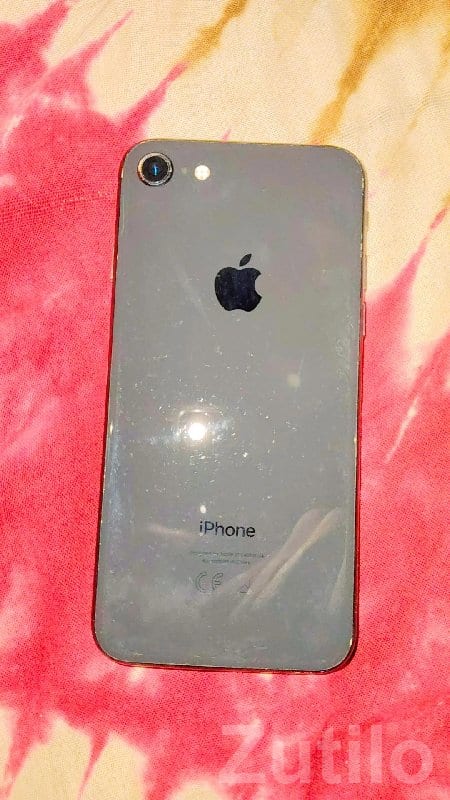 Apple iPhone 8 Space Grey – Good Condition Apple iPhone 8 Space Grey – Good Condition