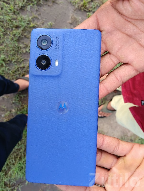 Motorola G85 5G Blue Dual Camera Phone Motorola G85 5G Blue Dual Camera Phone