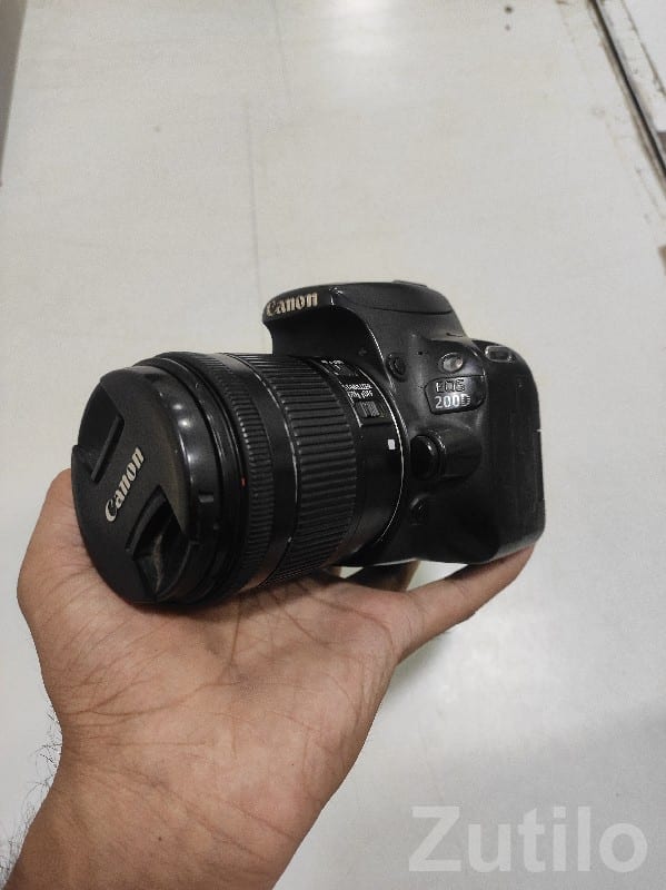 Canon 200D DSLR Touch & Wi‑Fi Camera