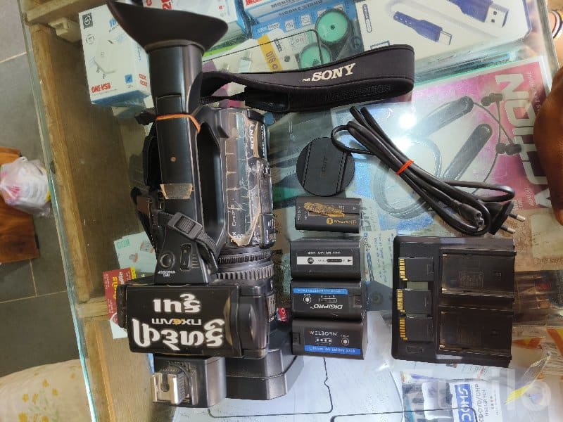 Sony NX100 HD Video Camera Full Kit - Cameras - Kalyanpur - Image 3