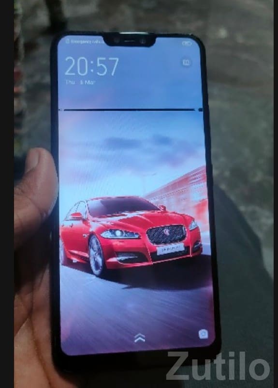 Vivo V9 notch display smartphone