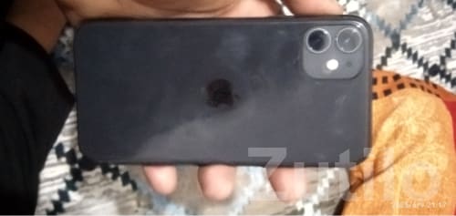 Black iPhone 11 in Good Condition Black iPhone 11 in Good Condition