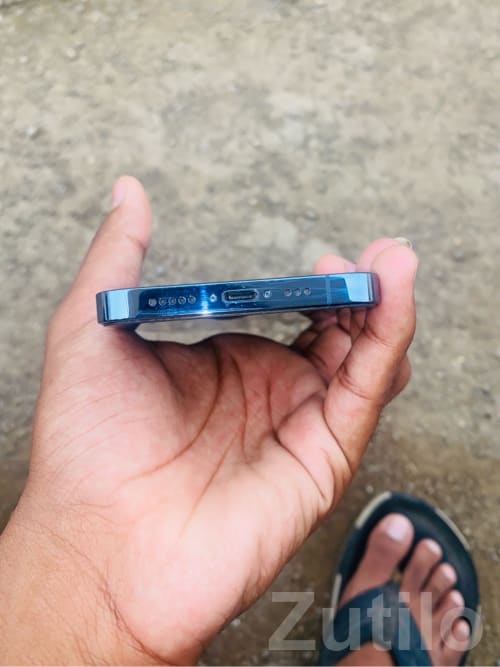 Blue Premium Smartphone for Sale Blue Premium Smartphone for Sale