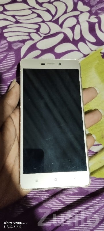 Used Mi Android Smartphone – White - Mobile Phones - Bhesan - Image 3