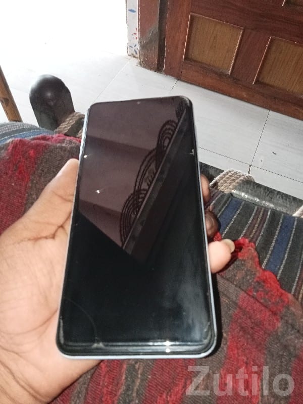 Samsung Blue Quad‑Camera Smartphone - મોબાઇલ ફોન - માંગ્રોળ - Image 2