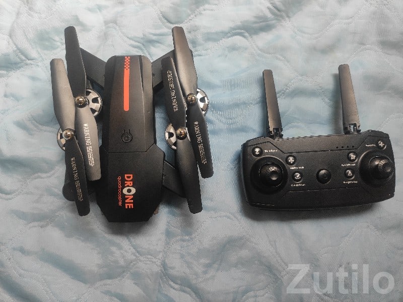 Foldable Camera Drone with Remote - Accessories - Bhesan - Image 2