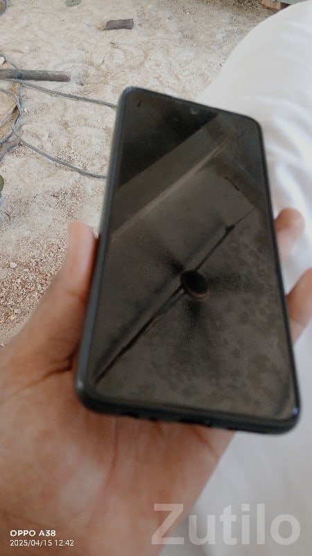 Infinix Smartphone – Black Touchscreen Infinix Smartphone – Black Touchscreen