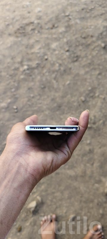 Slim Metallic Android Smartphone - મોબાઇલ ફોન - વિસાવદર - Image 2
