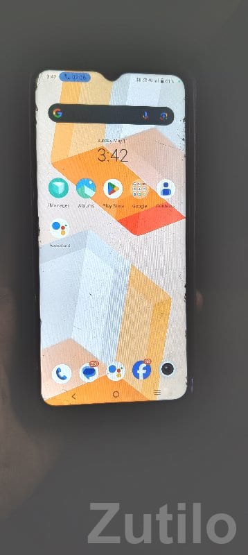 Android Smartphone with Punch-Hole Display - Mobile Phones - Bhanvad - Image 3