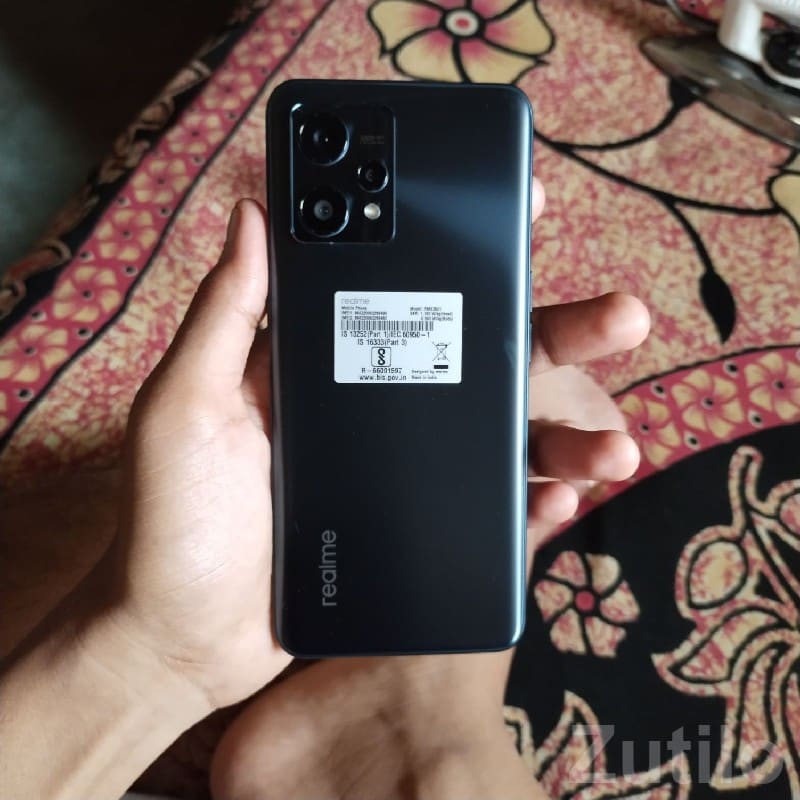 Realme 9 Black – Excellent Condition Realme 9 Black – Excellent Condition