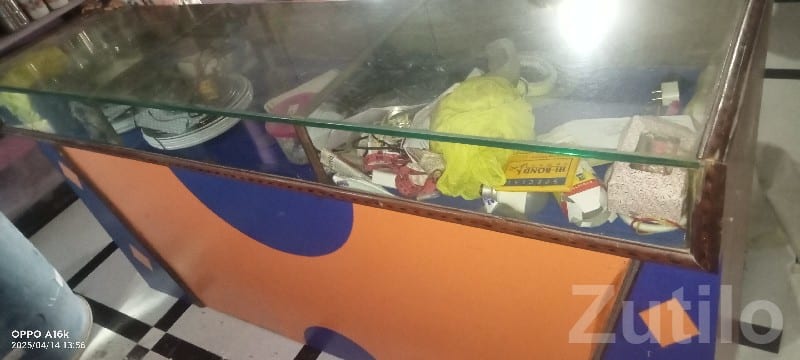 Glass Top Mobile Shop Counter Cabinet - મોબાઇલ ફોન - રણાવાવ - Image 2