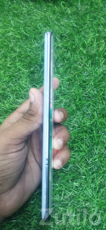 Vivo V27 Sleek Bezel-Less Smartphone - Mobile Phones - Mangrol - Image 2