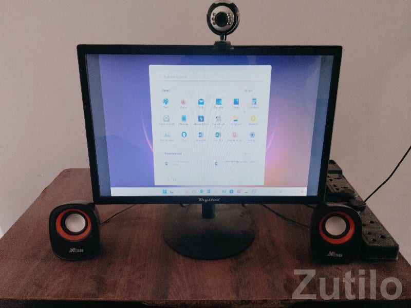 Full Desktop PC Set with Monitor & Webcam - Laptops & Computers - Babra - Image 3