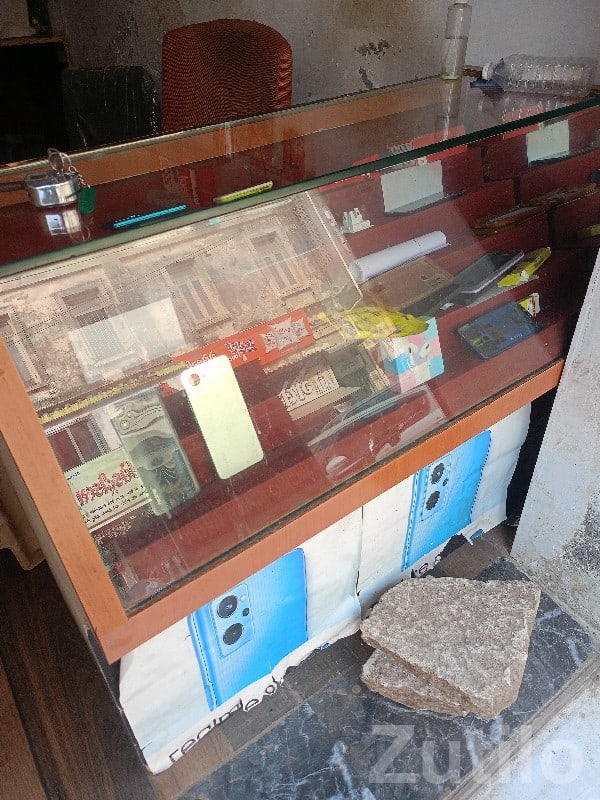 Glass Mobile Display Counter Table
