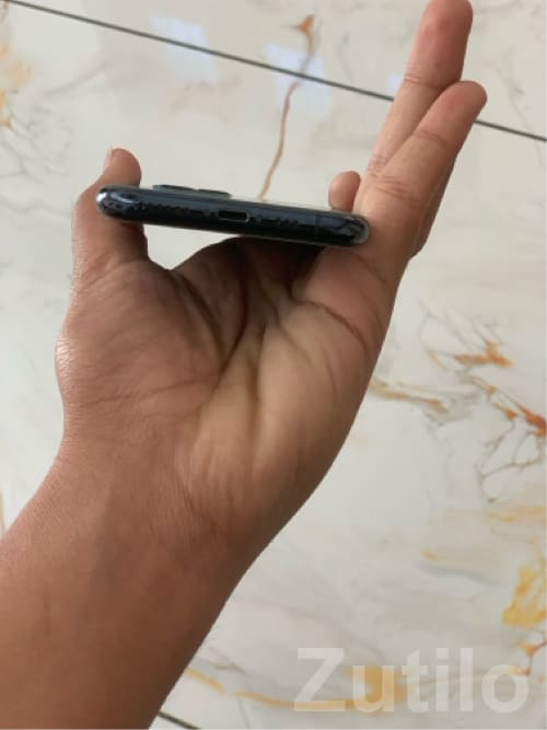 Apple iPhone 11 Pro – Sleek Space Grey Apple iPhone 11 Pro – Sleek Space Grey
