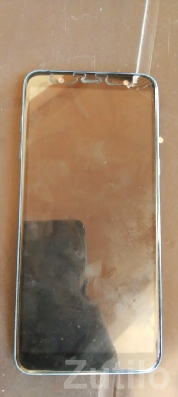 Used Bezel-Less Smartphone for Sale