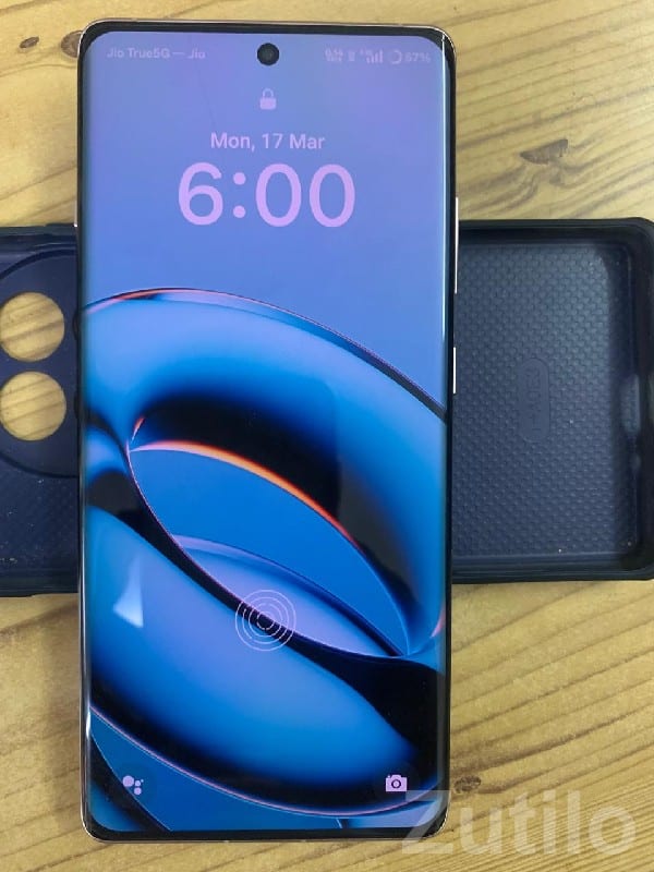 OnePlus 12R 5G AMOLED Display Phone