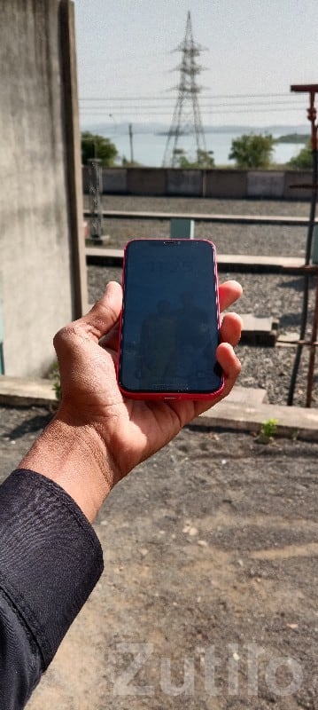 Apple iPhone 12 Red 128GB - મોબાઇલ ફોન - જામજોધપુર - Image 3