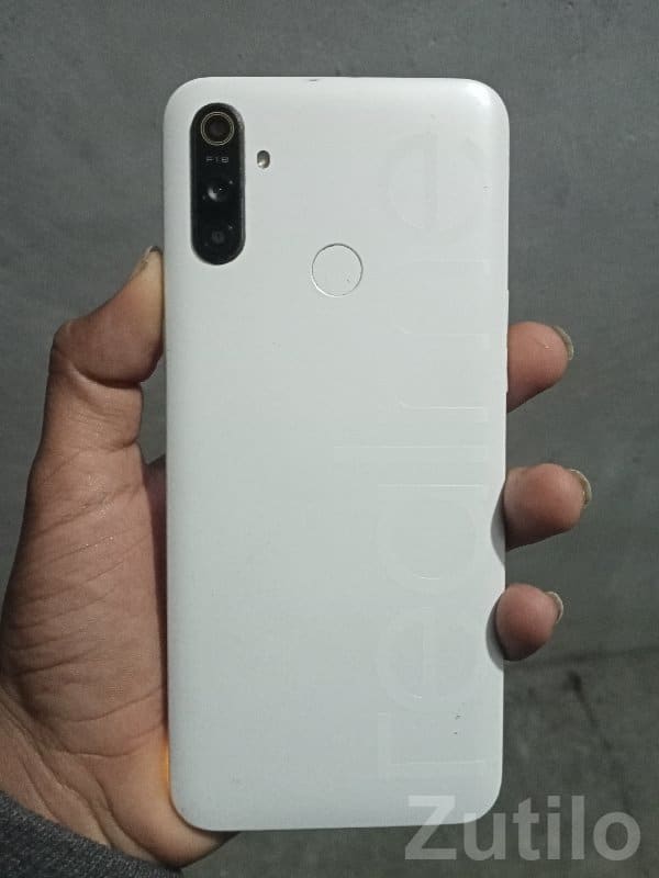 Android Smartphone with HD Display - Miscellaneous - Sutrapada - Image 2