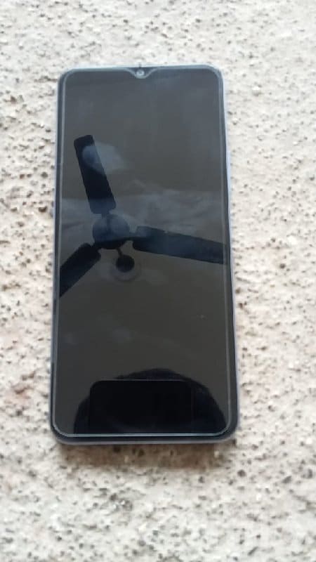 Used 4G Vivo Y15 Smartphone for Sale - મોબાઇલ ફોન - મેન્ડરડા - Image 3