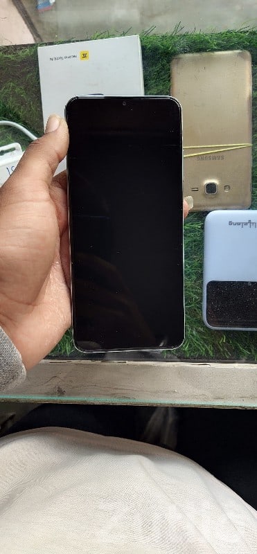 Samsung Galaxy A22 5G 8GB 128GB (Cracked) - મોબાઇલ ફોન - ભાણવ - Image 3
