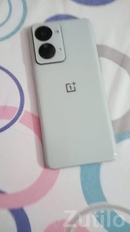OnePlus Nord 2T 5G 8GB 128GB Phone OnePlus Nord 2T 5G 8GB 128GB Phone